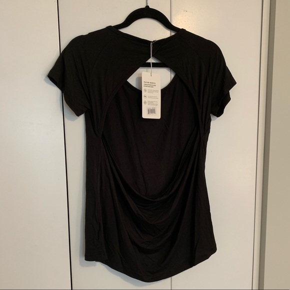 NWT - Cutout yoga top - Picture 2 of 5